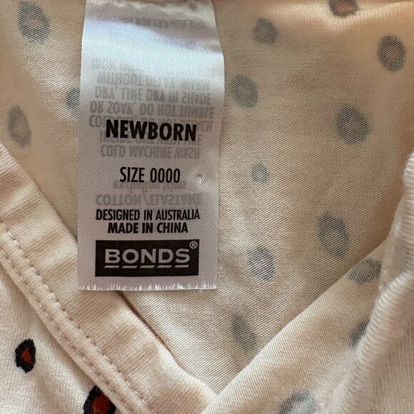 Bonds Baby Sleeper Pajamas Footie PJs Leopard Size 0000 Newborn Bamboo Viscose - Picture 7 of 11